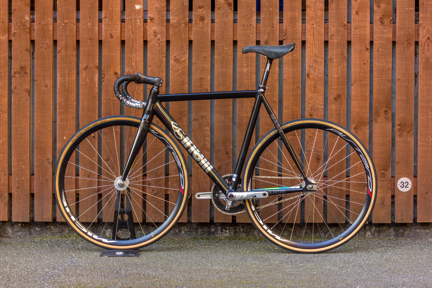 Cinelli MASH Histogram 2015 Full Italian built 7kg