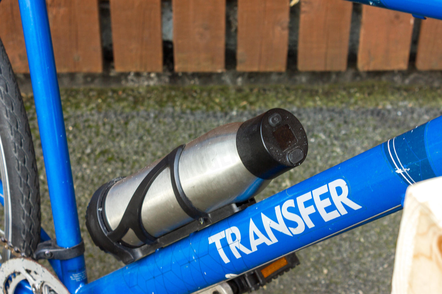 battery electric bike with front basket