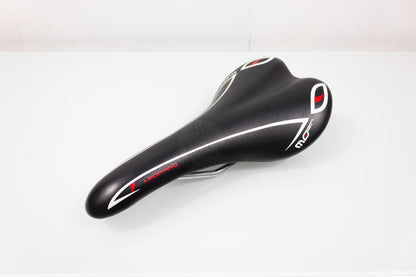 MOST LEOPARD PINARELLO BLACK SADDLE